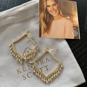 Kendra Scott Lacy drop earrings in gold